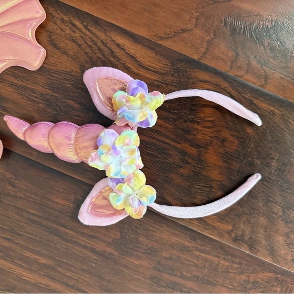 Spirit Rosy Unicorn Costume - Pink and White - Picture 7 of 9